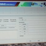 Samsung Ace 3 running diagnostic software for car remote repair, highlighting its user-friendly interface and connectivity options