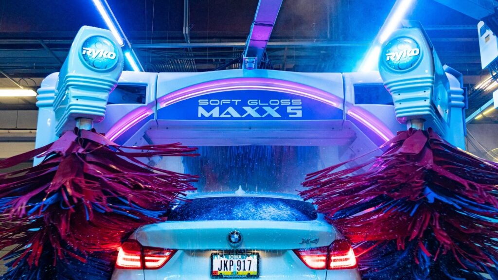 Automatic car wash equipment